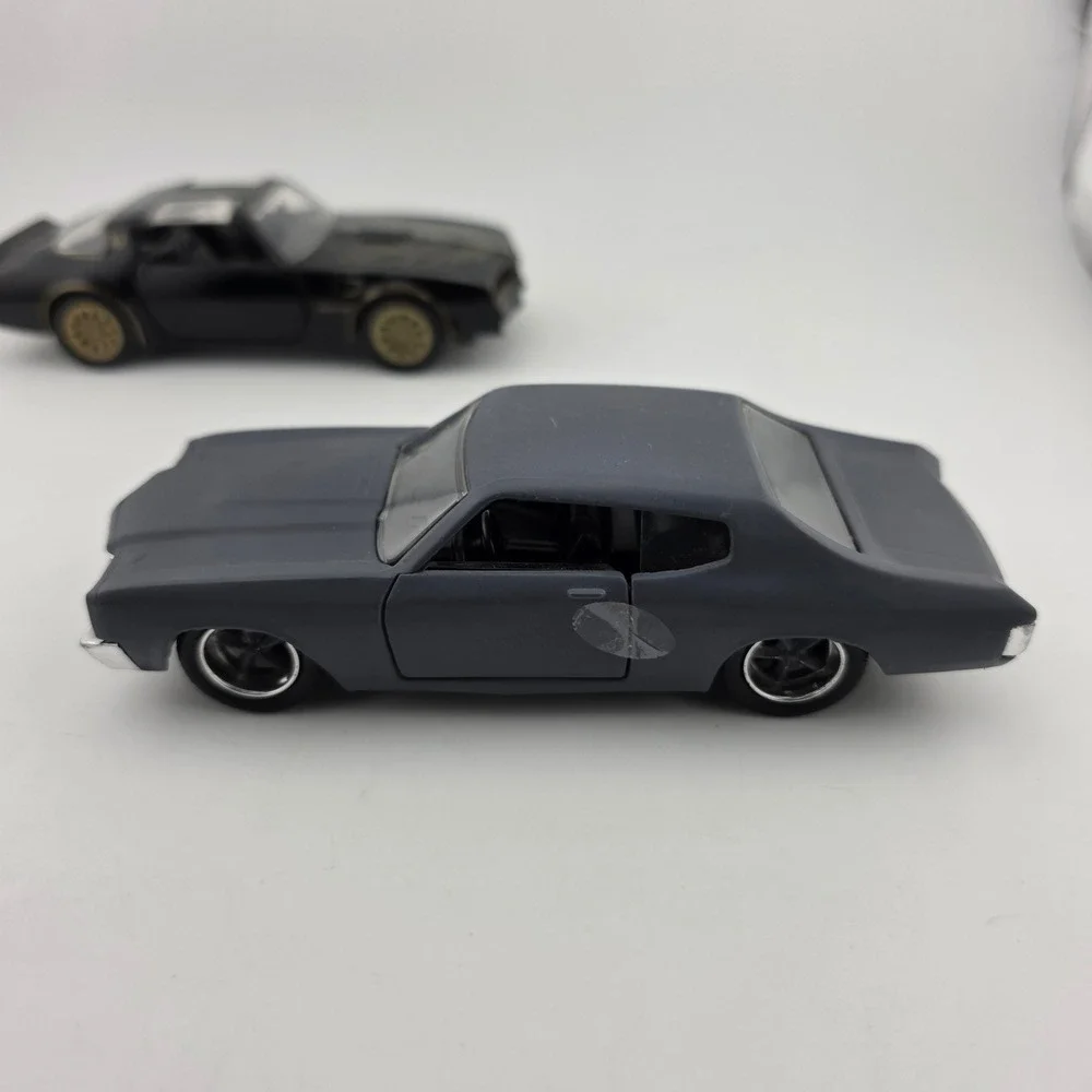 Jada Toys 1970 Chevelle SS + 1977 Pontiac Firebird Smokey Bandit Diecast Lot‎